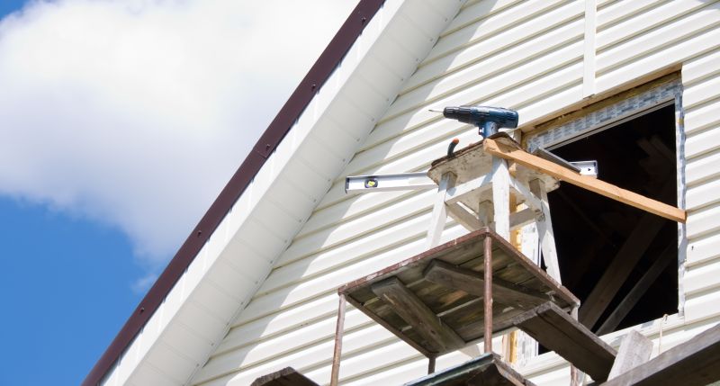 Wood Siding Contractors detail